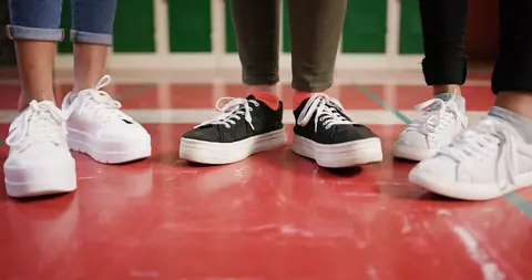 Bien choisir sa pointure de sneakers : 3 tests simples de podologue